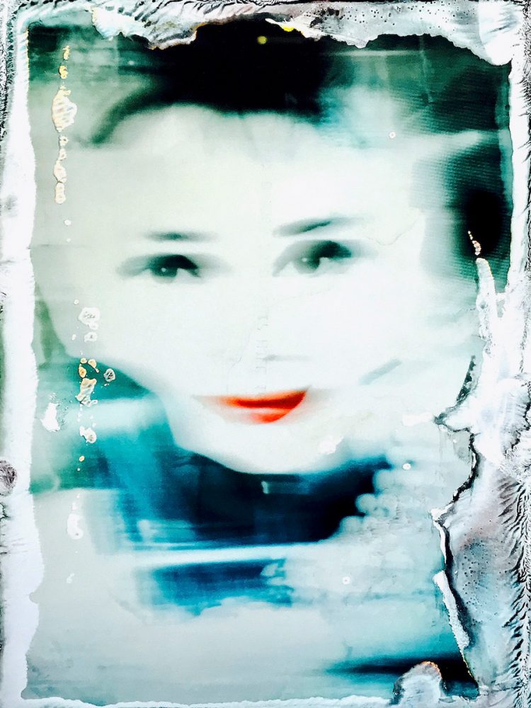 Manfred Vogelsänger photographie analogique abstraite portrait déformé Audrey Hepburn dans Breakfast at Tiffanys