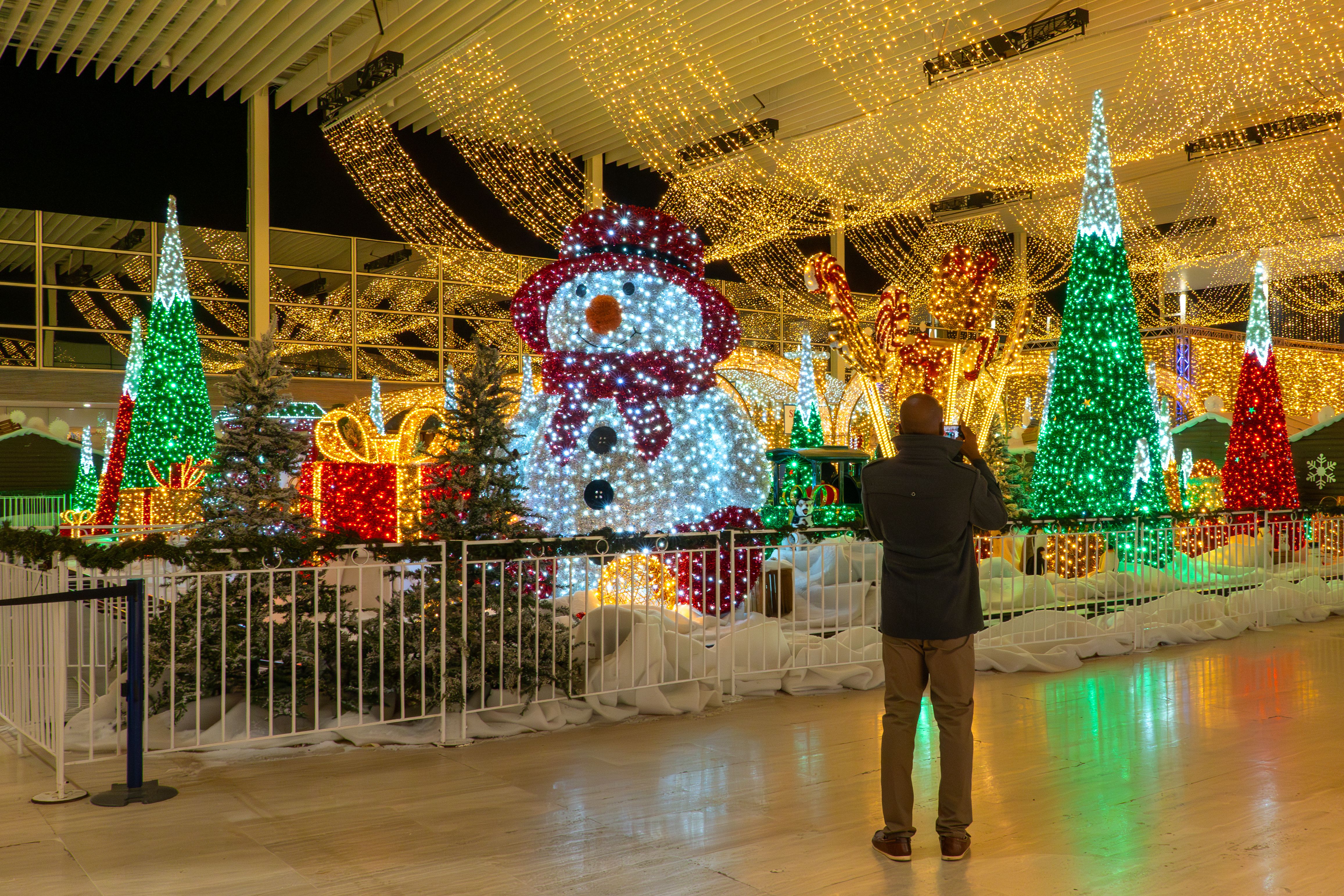 Christmas Opening Times 2025 | MyMK.cc