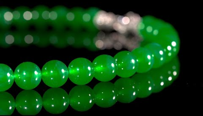 Image of Emperor Green Jadeite Bracelet