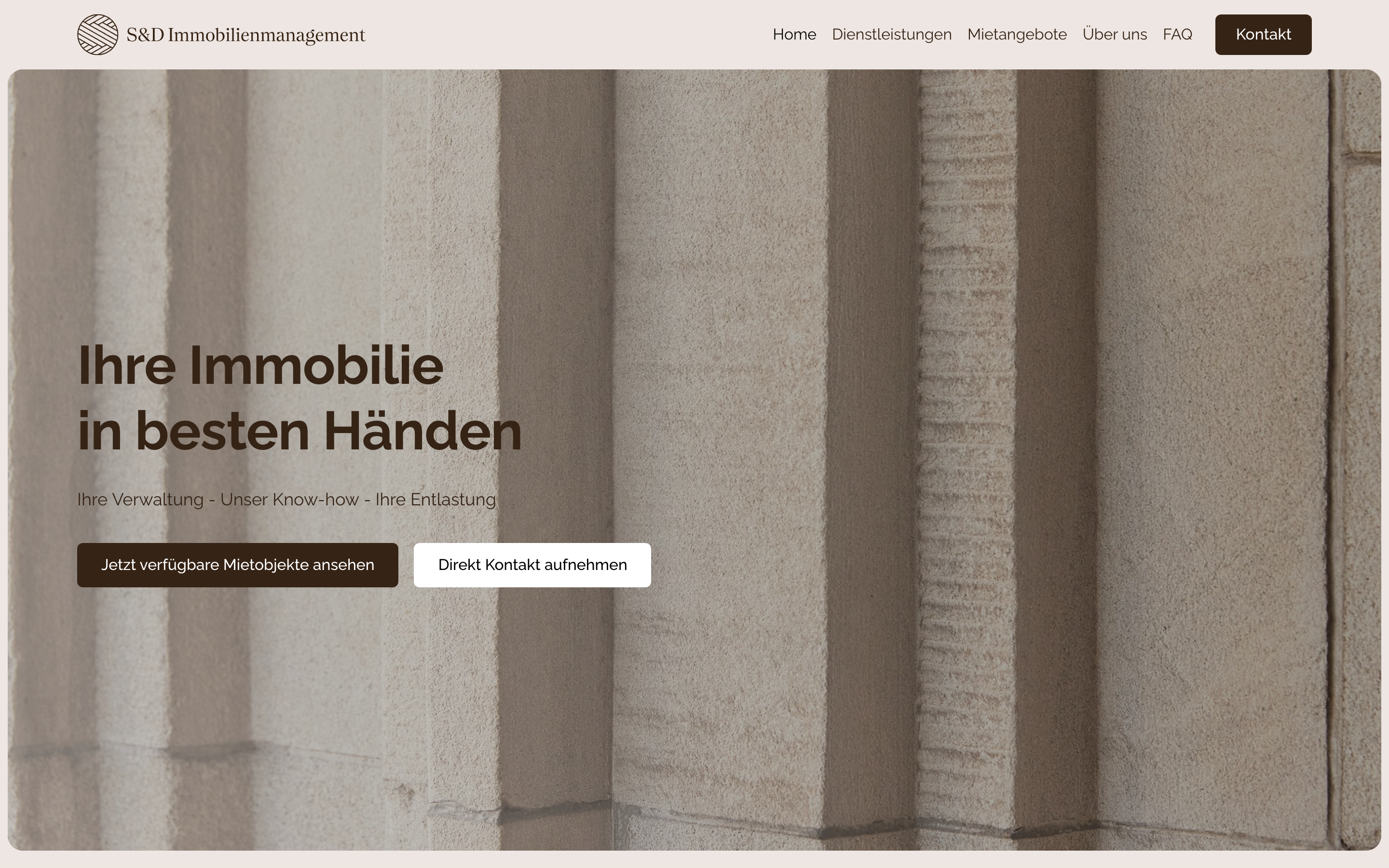 Startseite von S&D Immobilienmanagement mit der Zeile «Ihre Immobilie in besten Händen»