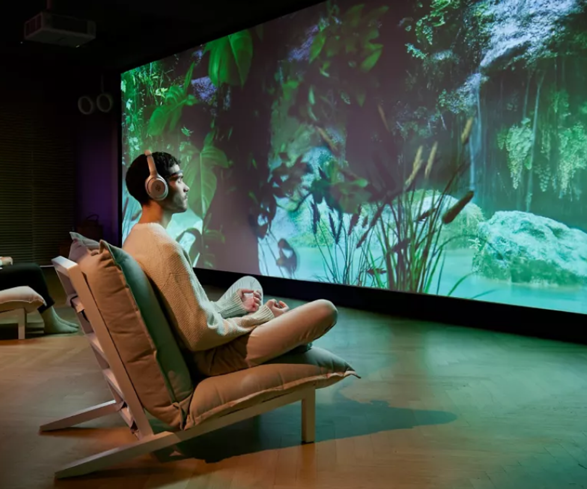 Mind Oasis Person entspannend