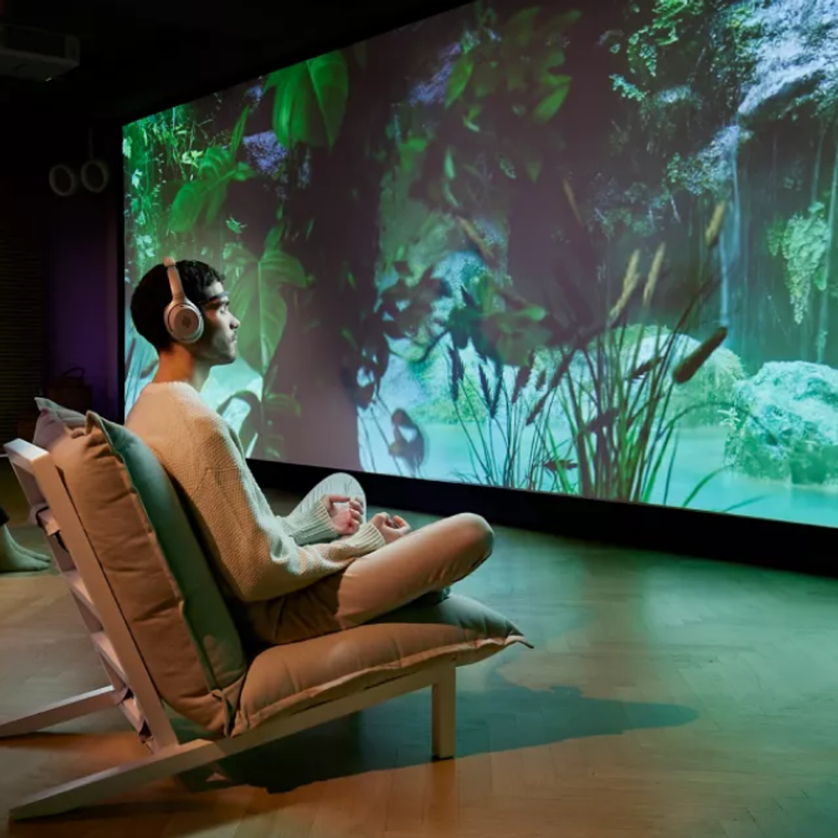 Client relaxându-se în Mind Oasis