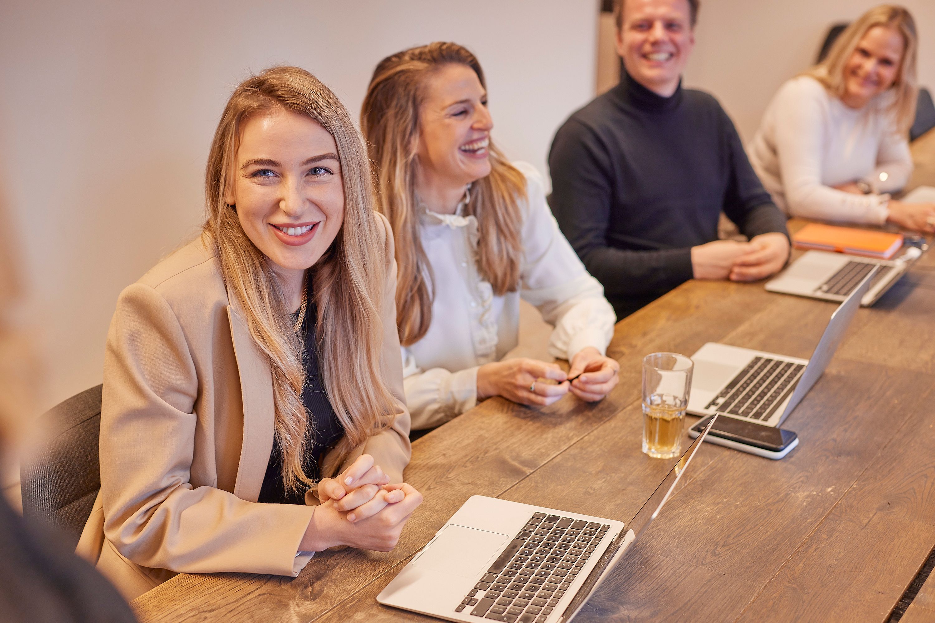 Werknemers aan het werk