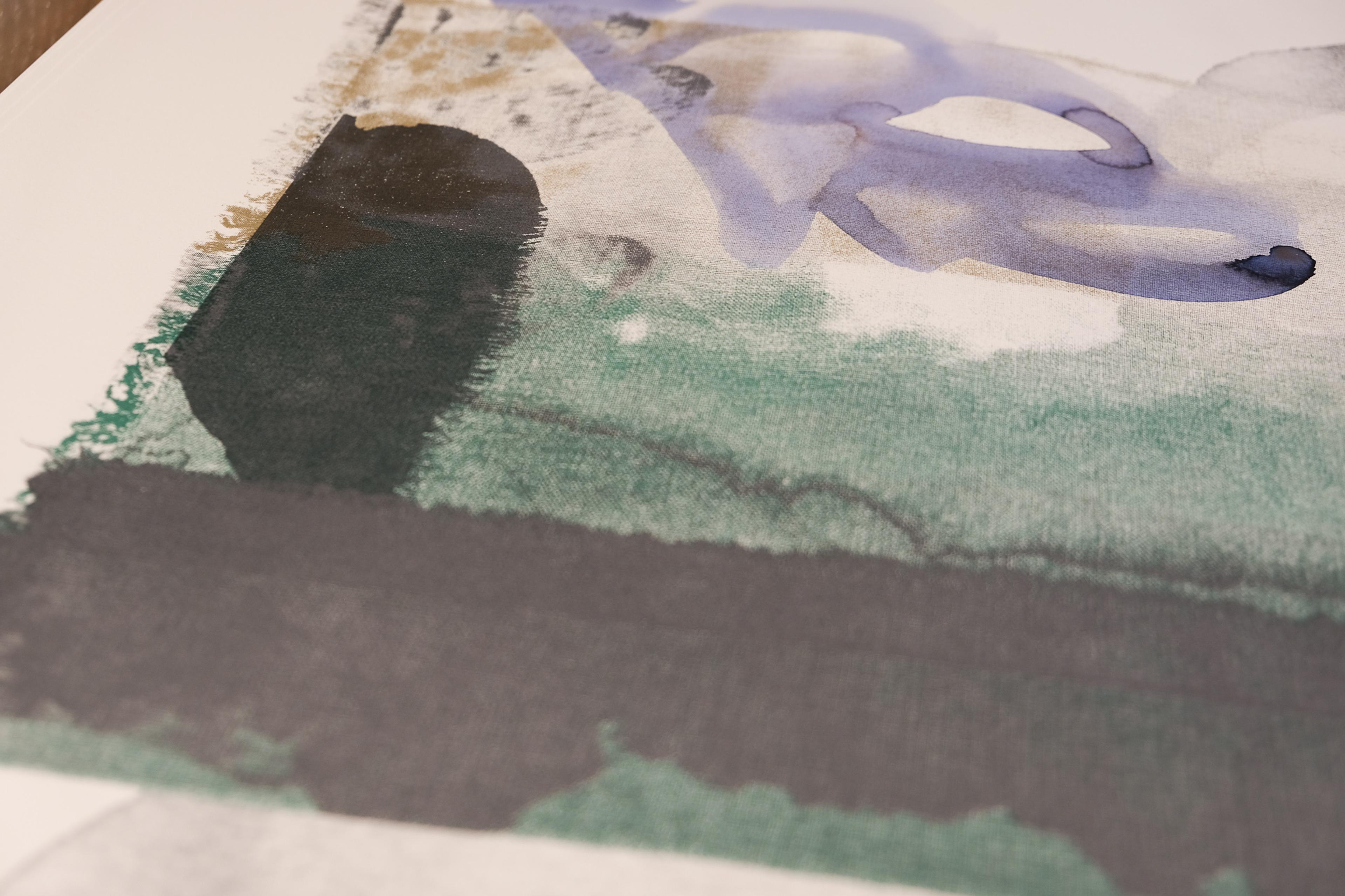 Detaljbilde av silketrykket Skitten syrin v Maria Brinch