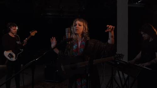 Re-Transmission: Hungarian Folk Music in 2022 | Csilla Jakab 