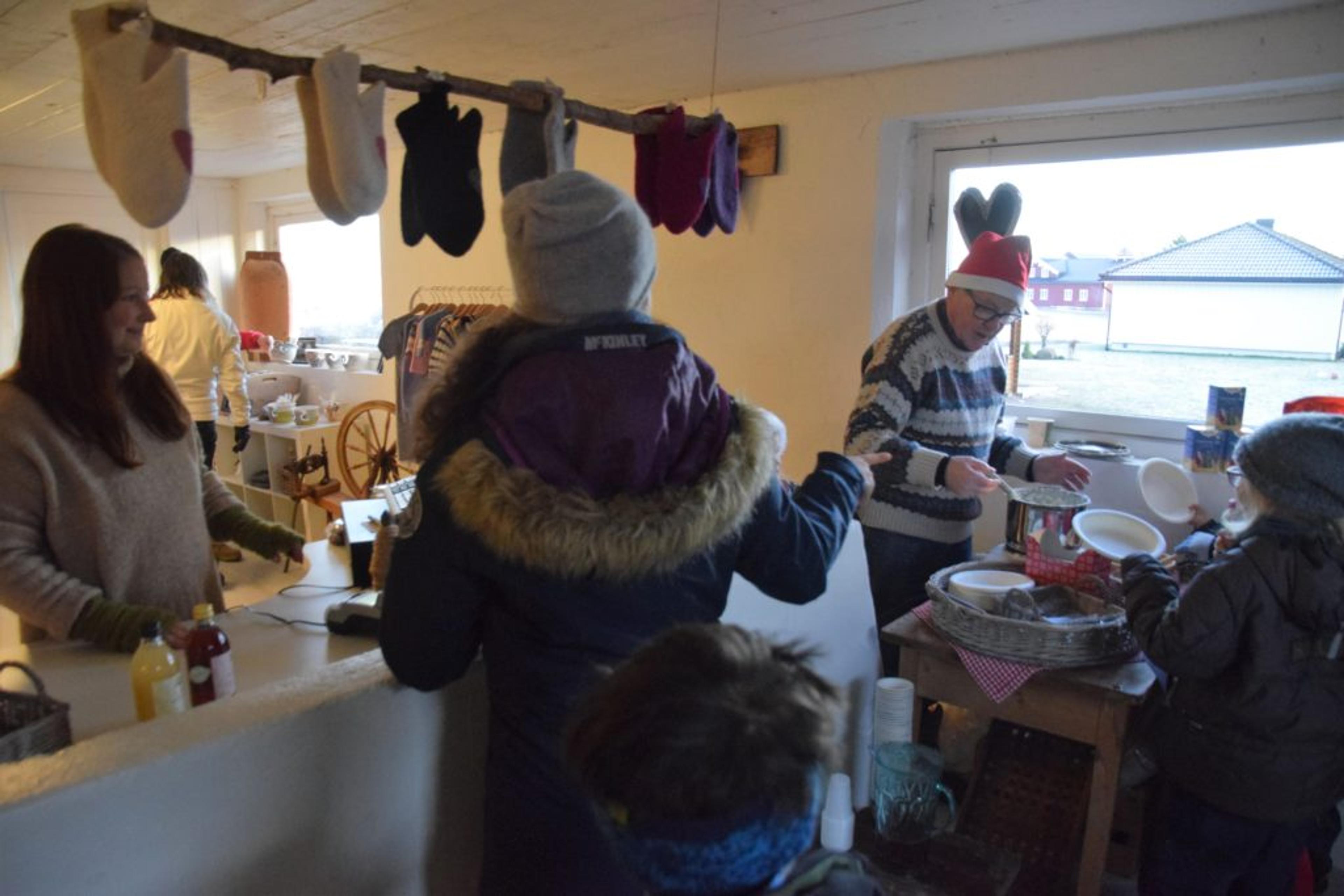 041216_ramnes_sondre_julemarked_3