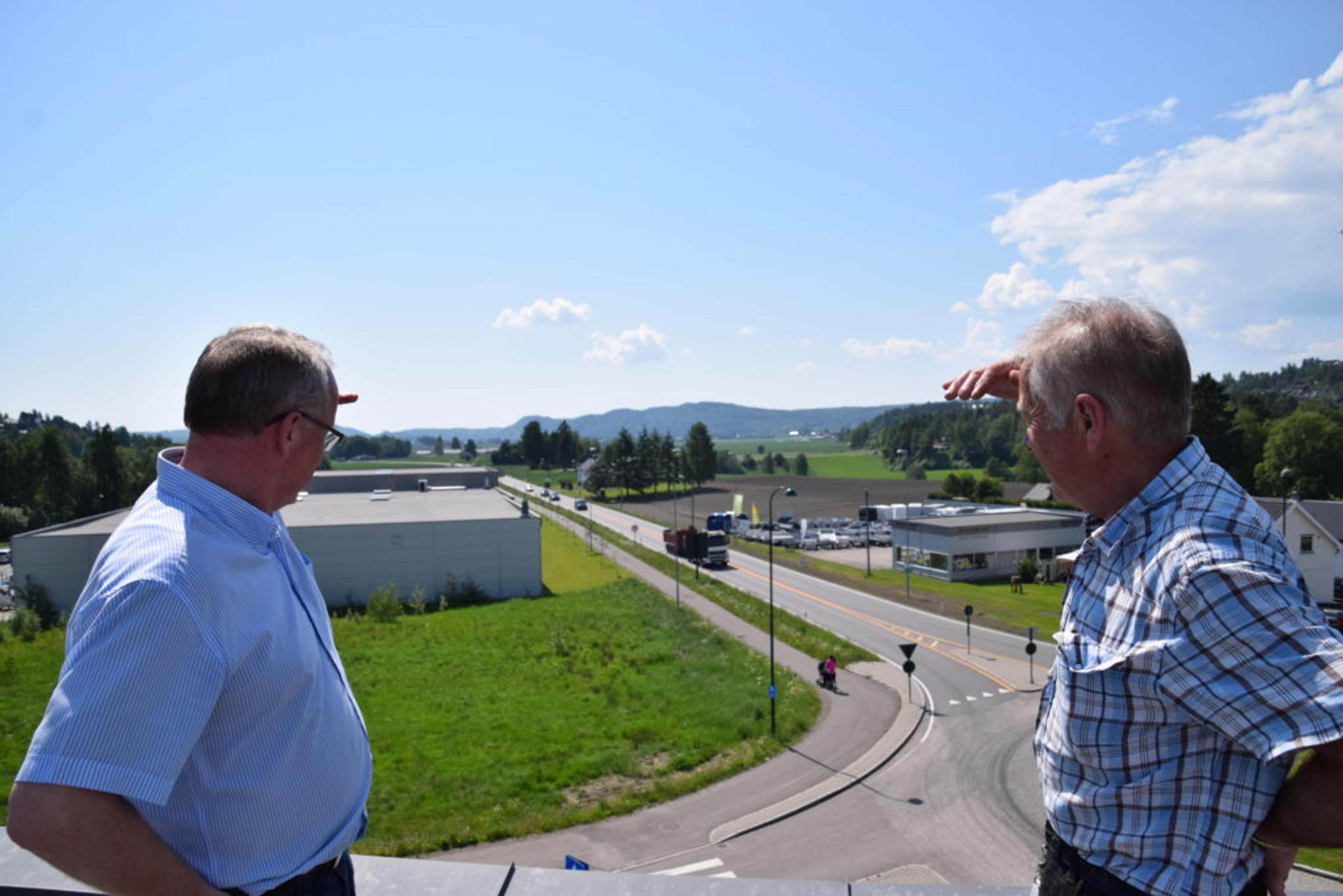 030616_TIMESEKSPRESSEN_BUSS_THORVALD_HILLESTAD_TROND_WIFSTAD_3