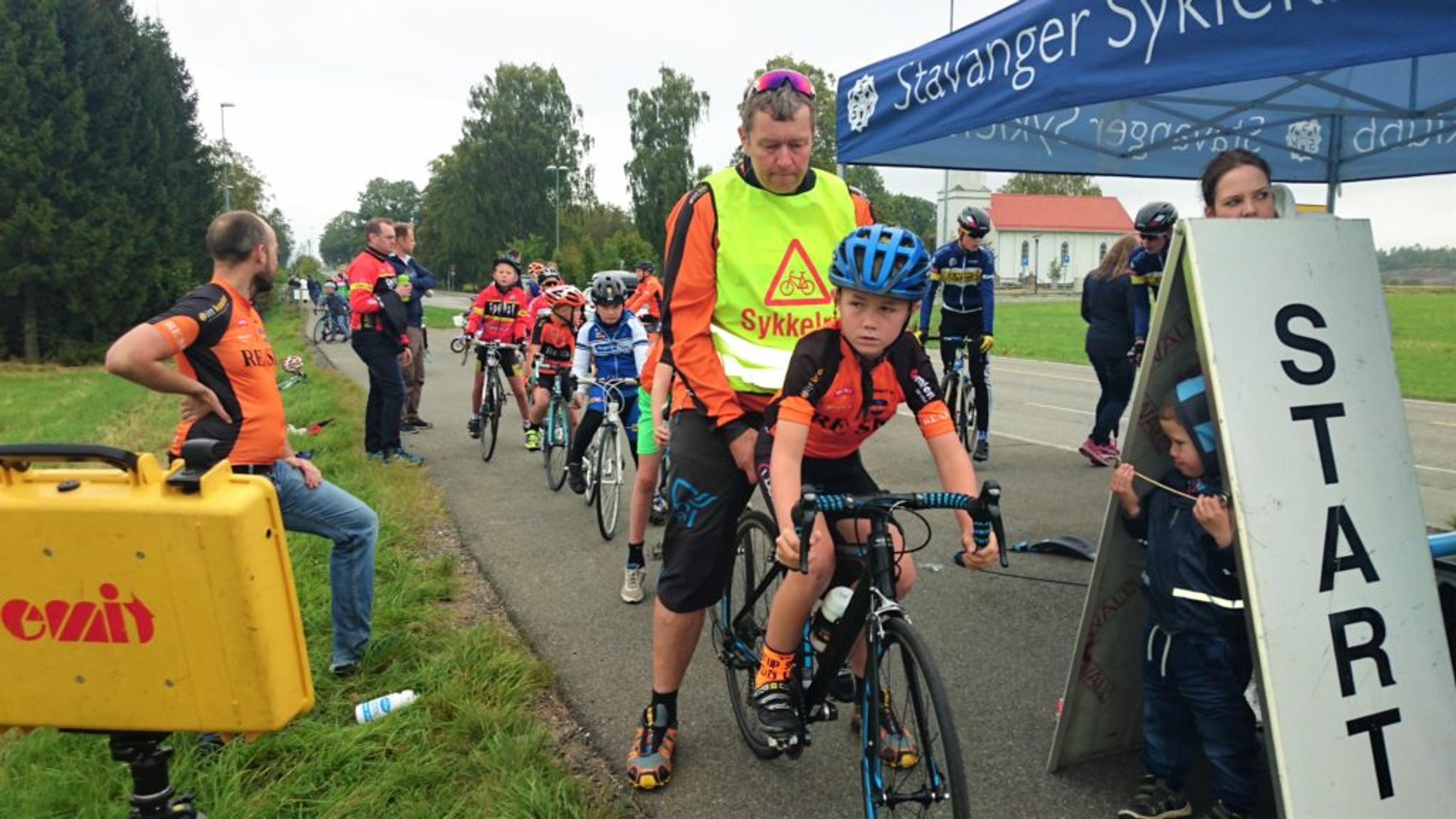 100916_roserittet_003