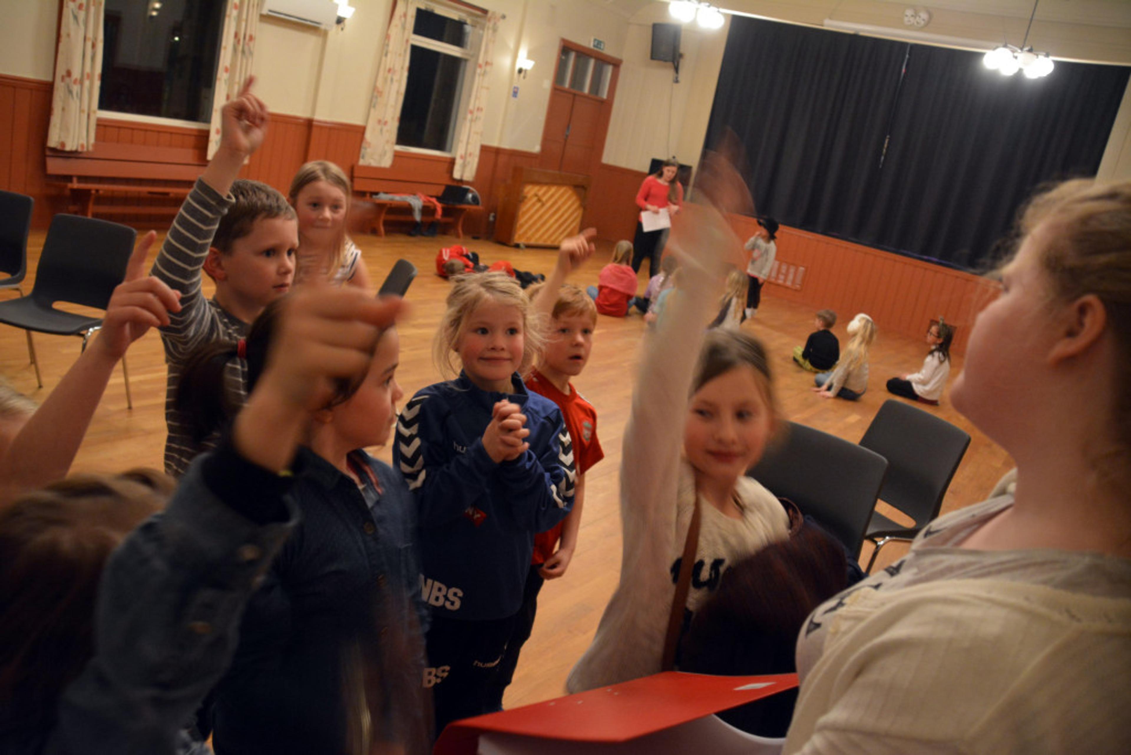 ReAvisa_elverhoy_050215_001