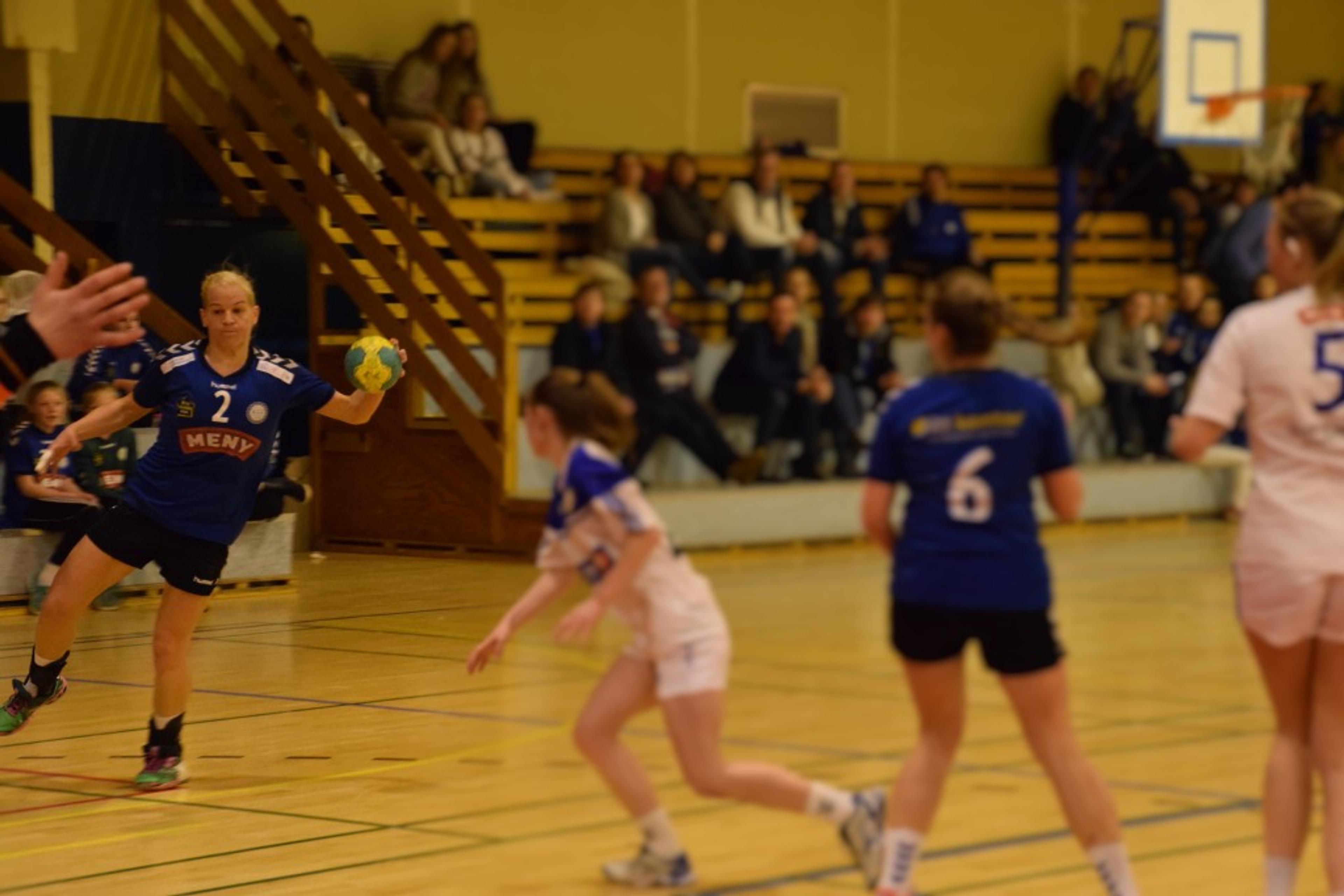 020416_HANDBALL-4.JPG