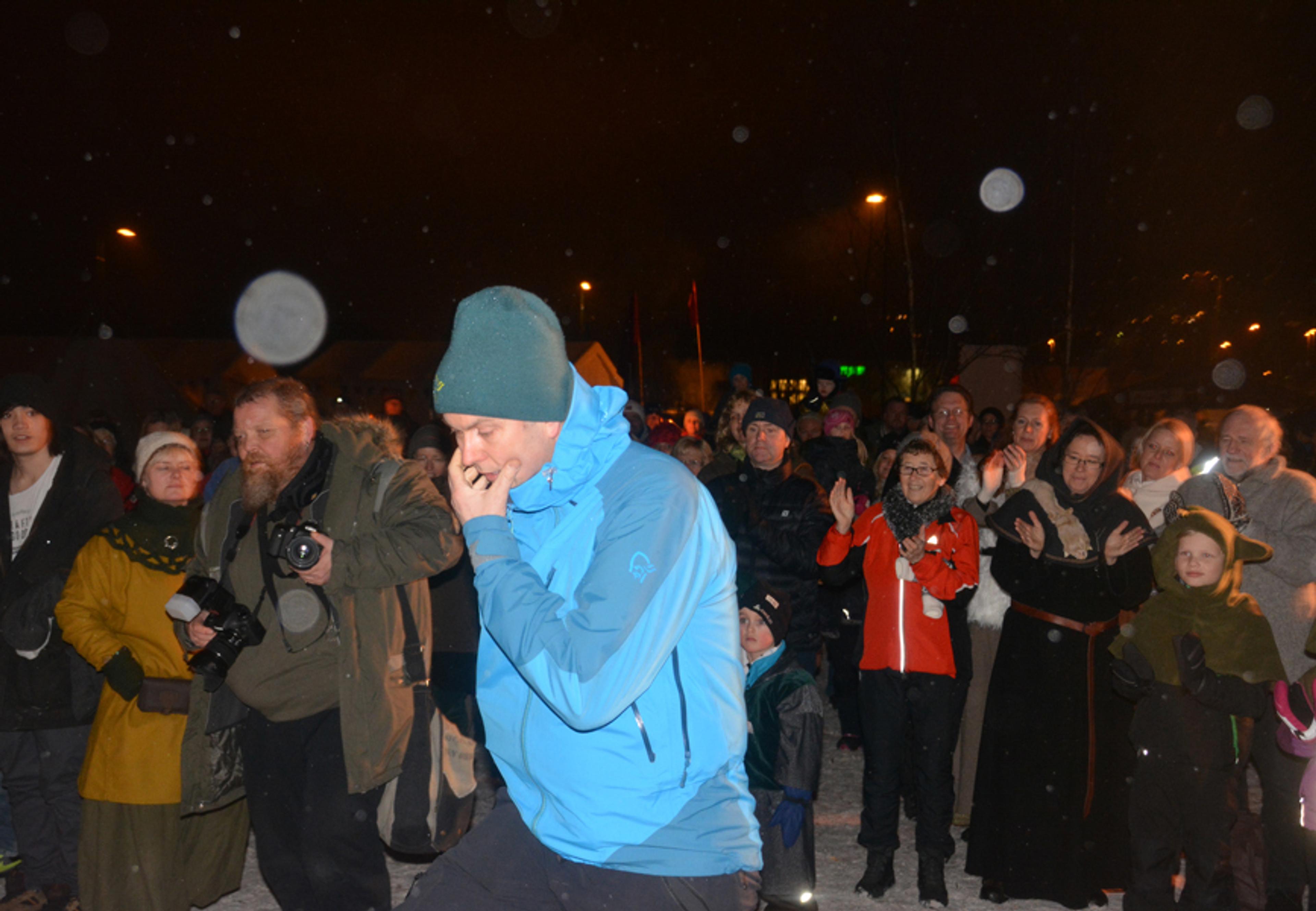 ReAvisa_Re_middelalderdager_2013_003_NETT