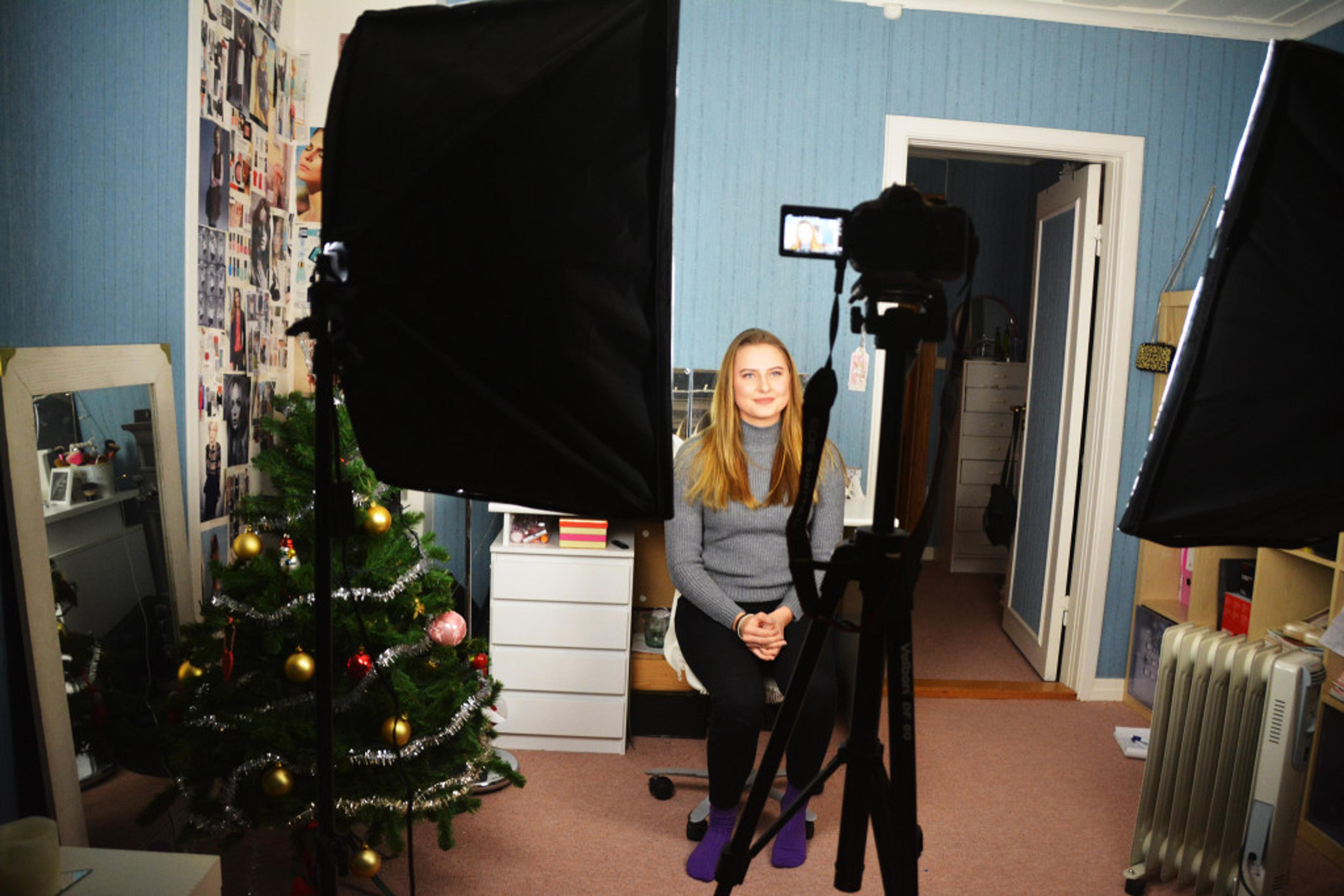 080116_Amalie_Gjersoe_Olsen_Youtube