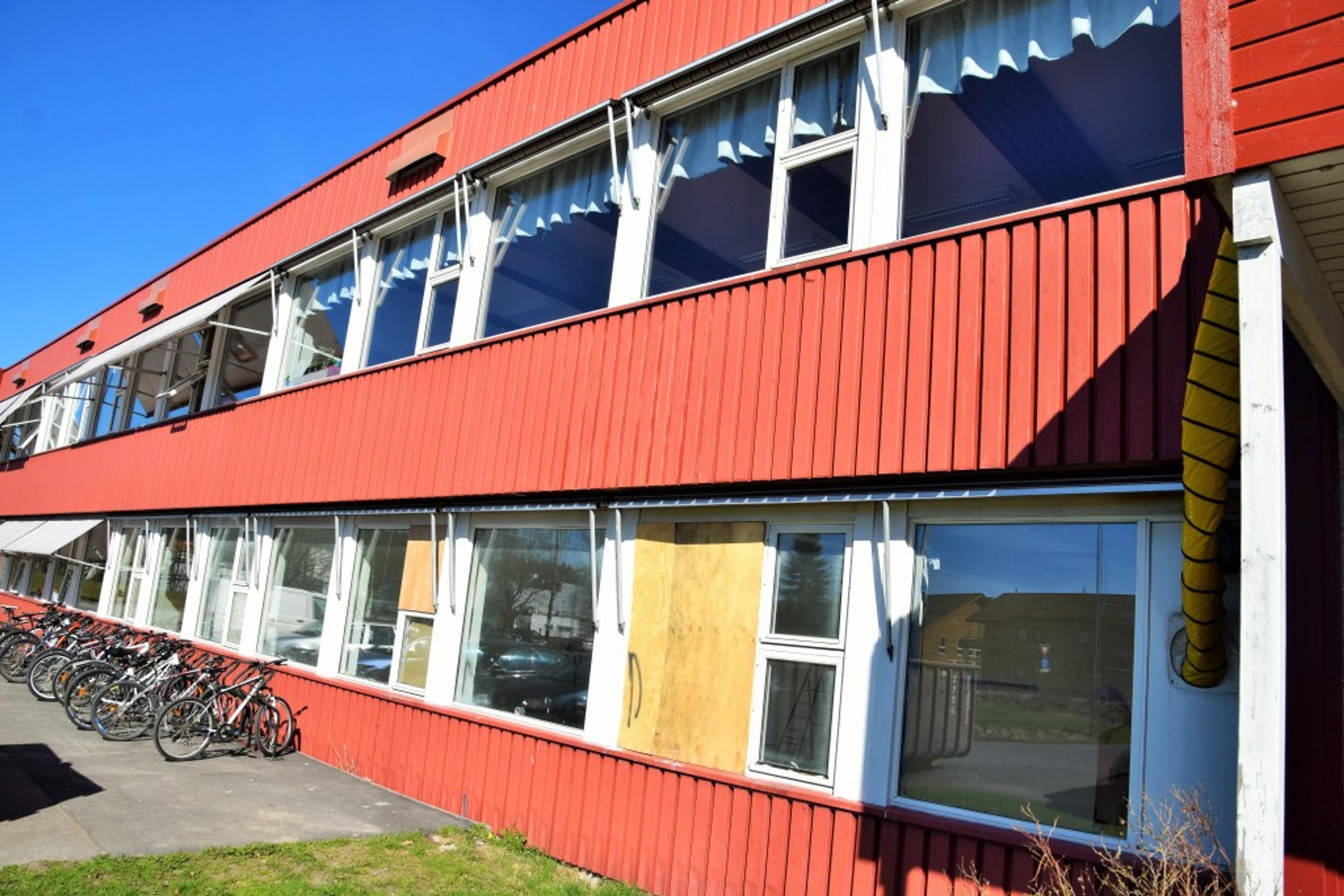 200416_REVETAL_UNGDOMSSKOLE_BRANN_KURT (3)