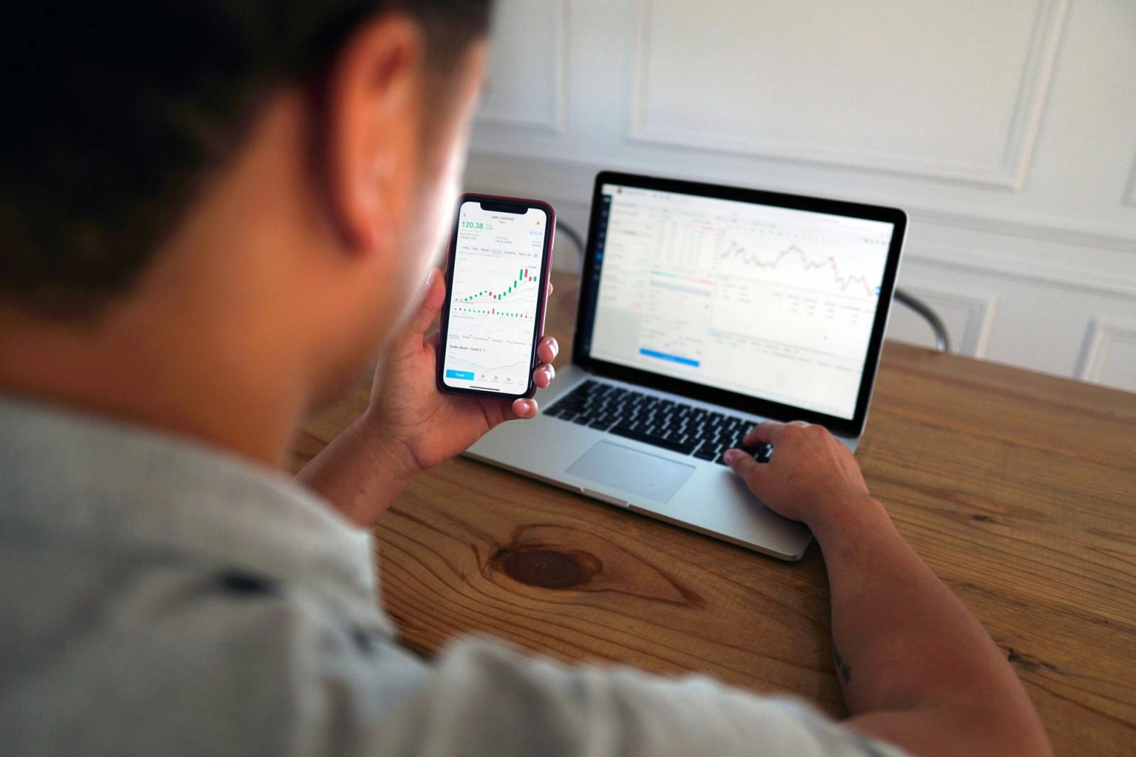 How to Conduct eCommerce Market Research (Step-by-Step Guide)