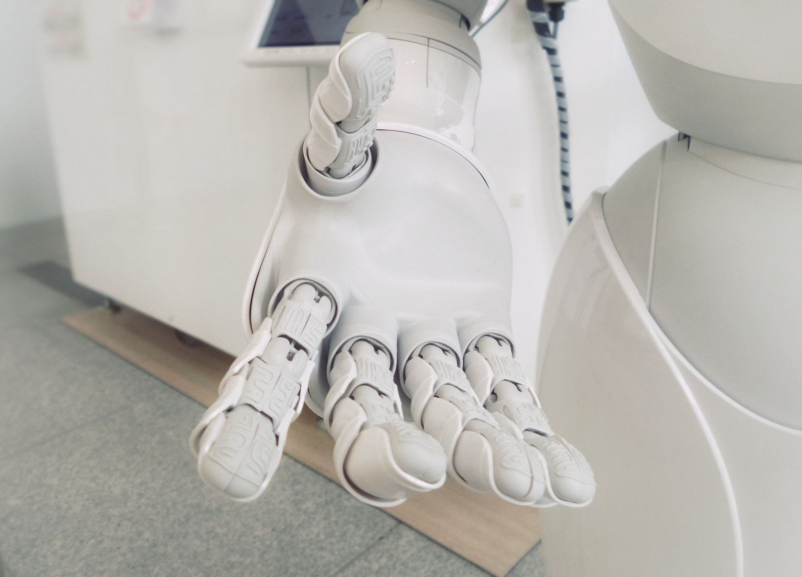 Why AI Marketing is Good for Specialists & Businesses