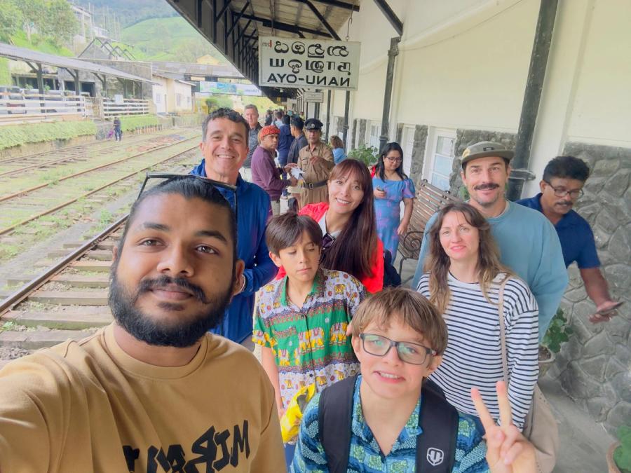 Nanu Oya Railway Station Nuwara Eliya to Ella