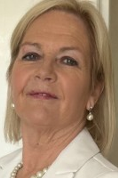 Dr Finola Doyle O’Neill