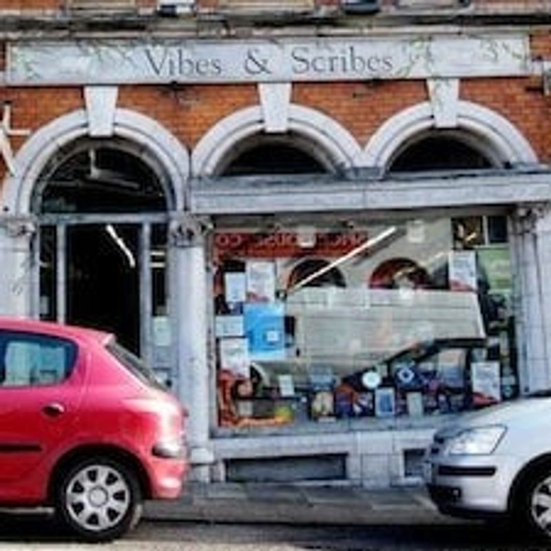 Vibes and Scribes storefront