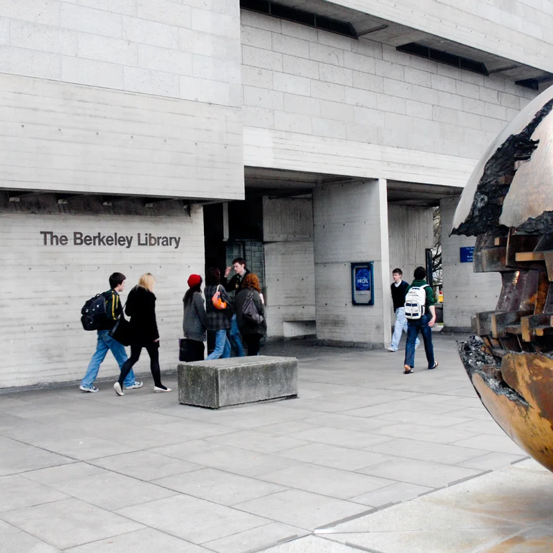 Berkeley Library, Trinity College Dublin building