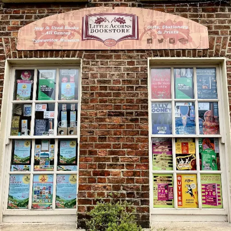 Little Acorns Books storefront