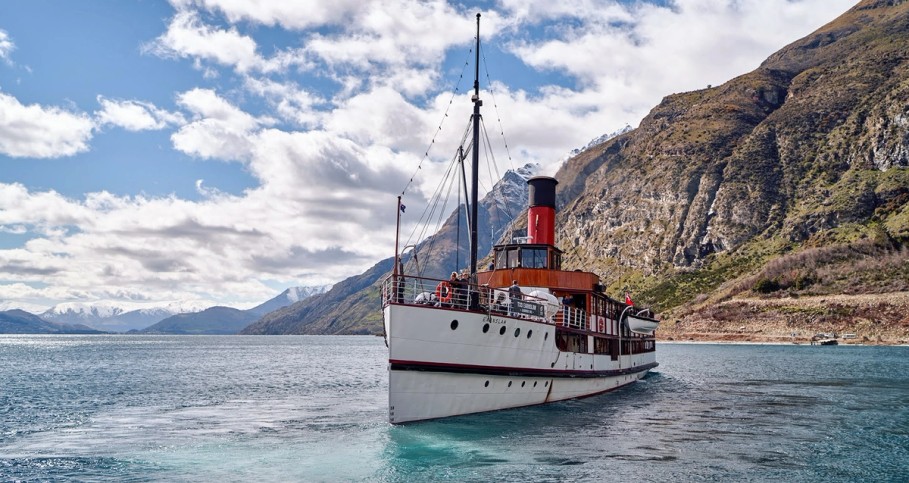 TSS Earnslaw, Queenstown