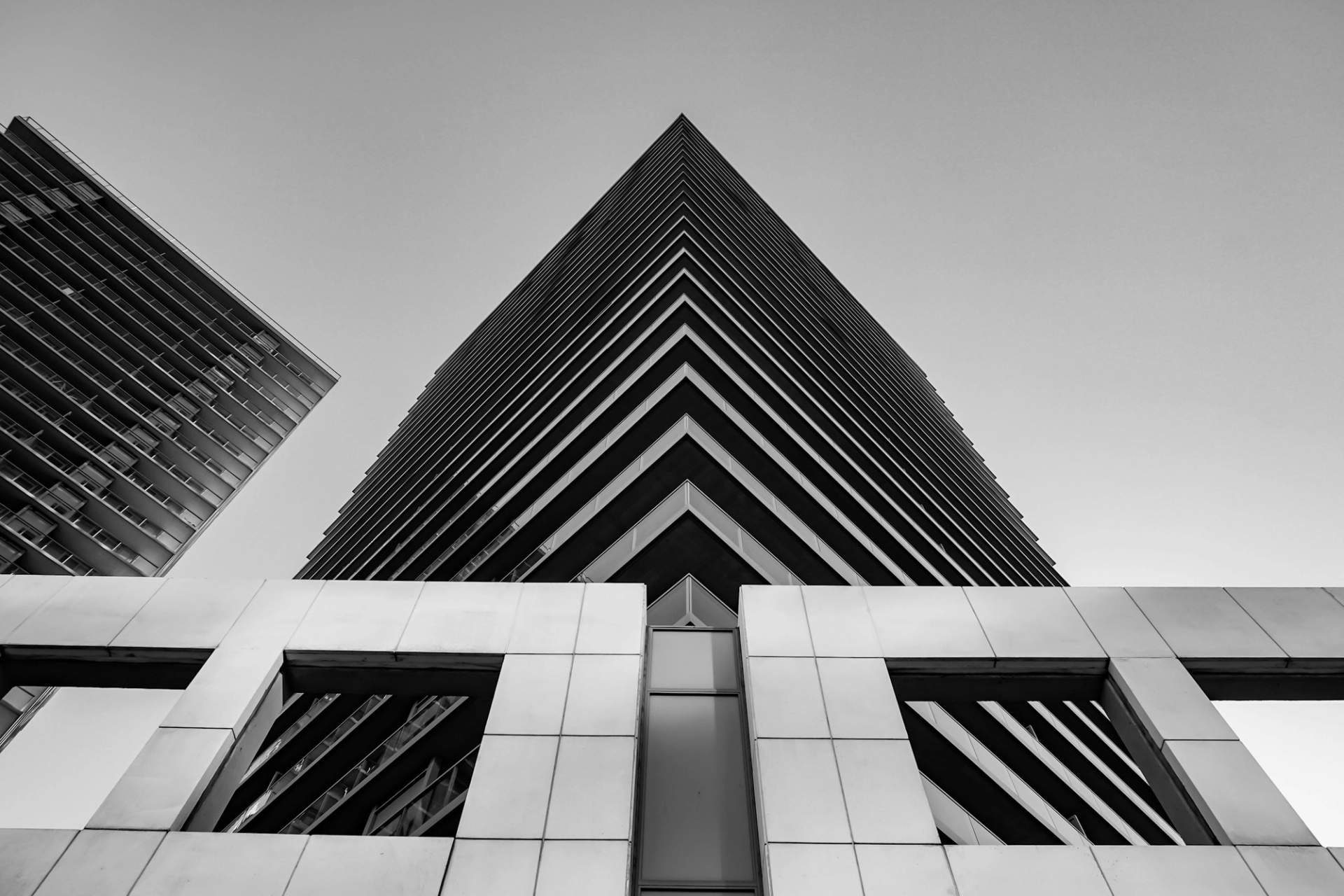 Tours de bureaux vues en contre-plongée