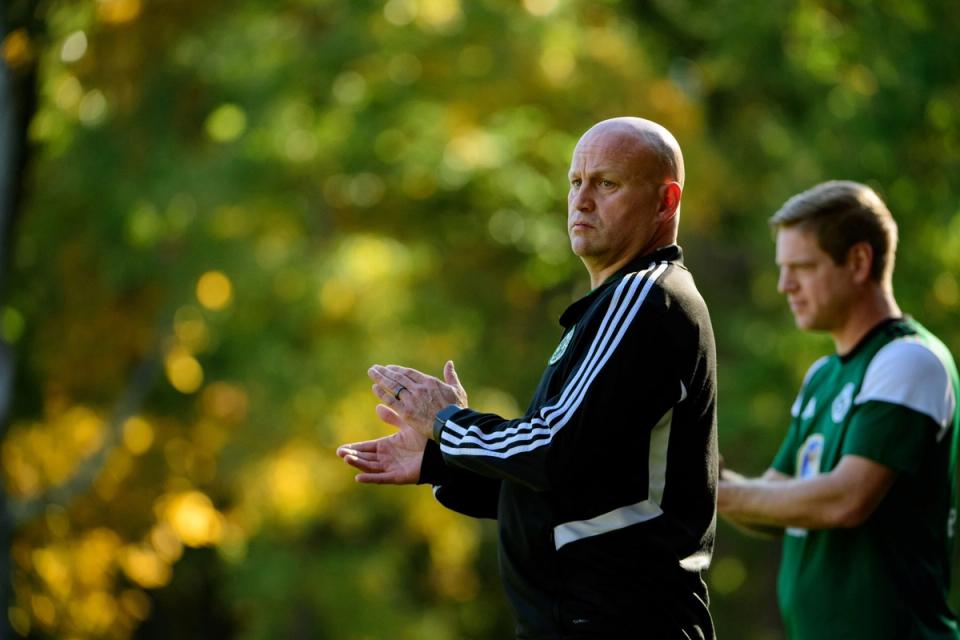 Longtime Vereinigung Erzgebirge coach (and former player) Rob Oldfield
