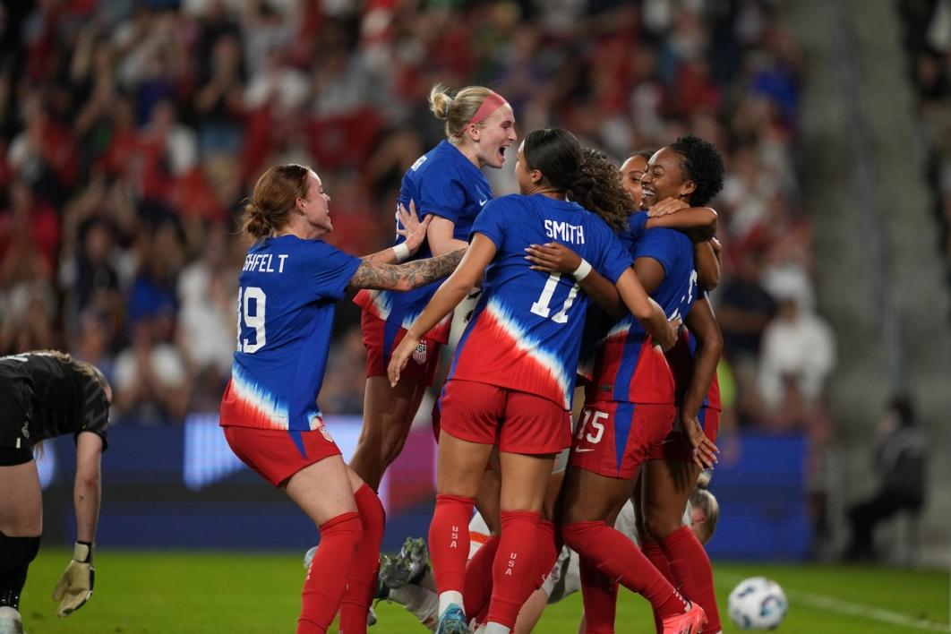 Members of the USWNT celebrate a goal against Iceland​​​​‌﻿‍﻿​‍​‍‌‍﻿﻿‌﻿​‍‌‍‍‌‌‍‌﻿‌‍‍‌‌‍﻿‍​‍​‍​﻿‍‍​‍​‍‌﻿​﻿‌‍​‌‌‍﻿‍‌‍‍‌‌﻿‌​‌﻿‍‌​‍﻿‍‌‍‍‌‌‍﻿﻿​‍​‍​‍﻿​​‍​‍‌‍‍​‌﻿​‍‌‍‌‌‌‍‌‍​‍​‍​﻿‍‍​‍​‍‌‍‍​‌﻿‌​‌﻿‌​‌﻿​​‌﻿​﻿​﻿‍‍​‍﻿﻿​‍﻿﻿‌﻿‌‌‌﻿​﻿‌﻿​﻿‌‍‌‍​‍﻿‍‌﻿​﻿‌‍​‌‌‍﻿‍‌‍‍‌‌﻿‌​‌﻿‍‌​‍﻿‍‌﻿​﻿‌﻿‌​‌﻿‌‌‌‍‌​‌‍‍‌‌‍﻿﻿​‍﻿﻿‌‍‍‌‌‍﻿‍‌﻿‌​‌‍‌‌‌‍﻿‍‌﻿‌​​‍﻿﻿‌‍‌‌‌‍‌​‌‍‍‌‌﻿‌​​‍﻿﻿‌‍﻿‌‌‍﻿﻿‌‍‌​‌‍‌‌​﻿﻿‌‌﻿​​‌﻿​‍‌‍‌‌‌﻿​﻿‌‍‌‌‌‍﻿‍‌﻿‌​‌‍​‌‌﻿‌​‌‍‍‌‌‍﻿﻿‌‍﻿‍​﻿‍﻿‌‍‍‌‌‍‌​​﻿﻿‌​﻿‌​​﻿​‍‌‍​‍​﻿​‍​﻿‌﻿‌‍‌​‌‍‌​‌‍‌‍​‍﻿‌​﻿‍‌​﻿​﻿‌‍‌​​﻿‌‌​‍﻿‌​﻿‌​​﻿‌‌​﻿‌﻿​﻿‌‌​‍﻿‌​﻿‍‌‌‍​﻿​﻿‌﻿​﻿​​​‍﻿‌‌‍‌‍‌‍‌​​﻿‍​​﻿‍‌​﻿‌‌‌‍‌​‌‍‌‍‌‍‌‍​﻿‌​​﻿‌﻿‌‍‌‌​﻿​‍​﻿‍﻿‌﻿‌​‌﻿‍‌‌﻿​​‌‍‌‌​﻿﻿‌‌﻿​﻿‌﻿‌​‌‍﻿﻿‌﻿​‍‌﻿‍‌​﻿‍﻿‌﻿​​‌‍​‌‌﻿‌​‌‍‍​​﻿﻿‌‌‍​﻿‌‍﻿﻿‌‍﻿‍‌﻿‌​‌‍‌‌‌‍﻿‍‌﻿‌​​‍‌‌​﻿‌‌‌​​‍‌‌﻿﻿‌‍‍﻿‌‍‌‌‌﻿‍‌​‍‌‌​﻿​﻿‌​‌​​‍‌‌​﻿​﻿‌​‌​​‍‌‌​﻿​‍​﻿​‍‌‍‌​‌‍‌‌​﻿‌​​﻿‍‌​﻿​​​﻿‌﻿‌‍​‍‌‍​‍‌‍​﻿‌‍‌‍​﻿‌​‌‍‌‍​‍‌‌​﻿​‍​﻿​‍​‍‌‌​﻿‌‌‌​‌​​‍﻿‍‌‍‍‌‌‍﻿‌‌‍​‌‌‍‌﻿‌‍‌‌‌​‌​‌‍‌‌‌﻿​﻿‌‍‍﻿‌﻿‌​‌‍﻿﻿‌﻿​​​‍﻿‍‌‍​‌‌‍﻿​‌﻿‌​​﻿﻿﻿‌‍​‍‌‍​‌‌﻿​﻿‌‍‌‌‌‌‌‌‌﻿​‍‌‍﻿​​﻿﻿‌‌‍‍​‌﻿‌​‌﻿‌​‌﻿​​‌﻿​﻿​‍‌‌​﻿​﻿‌​​‌​‍‌‌​﻿​‍‌​‌‍​‍‌‌​﻿​‍‌​‌‍‌﻿‌‌‌﻿​﻿‌﻿​﻿‌‍‌‍​‍﻿‍‌﻿​﻿‌‍​‌‌‍﻿‍‌‍‍‌‌﻿‌​‌﻿‍‌​‍﻿‍‌﻿​﻿‌﻿‌​‌﻿‌‌‌‍‌​‌‍‍‌‌‍﻿﻿​‍‌‍‌‍‍‌‌‍‌​​﻿﻿‌​﻿‌​​﻿​‍‌‍​‍​﻿​‍​﻿‌﻿‌‍‌​‌‍‌​‌‍‌‍​‍﻿‌​﻿‍‌​﻿​﻿‌‍‌​​﻿‌‌​‍﻿‌​﻿‌​​﻿‌‌​﻿‌﻿​﻿‌‌​‍﻿‌​﻿‍‌‌‍​﻿​﻿‌﻿​﻿​​​‍﻿‌‌‍‌‍‌‍‌​​﻿‍​​﻿‍‌​﻿‌‌‌‍‌​‌‍‌‍‌‍‌‍​﻿‌​​﻿‌﻿‌‍‌‌​﻿​‍​‍‌‍‌﻿‌​‌﻿‍‌‌﻿​​‌‍‌‌​﻿﻿‌‌﻿​﻿‌﻿‌​‌‍﻿﻿‌﻿​‍‌﻿‍‌​‍‌‍‌﻿​​‌‍​‌‌﻿‌​‌‍‍​​﻿﻿‌‌‍​﻿‌‍﻿﻿‌‍﻿‍‌﻿‌​‌‍‌‌‌‍﻿‍‌﻿‌​​‍‌‌​﻿‌‌‌​​‍‌‌﻿﻿‌‍‍﻿‌‍‌‌‌﻿‍‌​‍‌‌​﻿​﻿‌​‌​​‍‌‌​﻿​﻿‌​‌​​‍‌‌​﻿​‍​﻿​‍‌‍‌​‌‍‌‌​﻿‌​​﻿‍‌​﻿​​​﻿‌﻿‌‍​‍‌‍​‍‌‍​﻿‌‍‌‍​﻿‌​‌‍‌‍​‍‌‌​﻿​‍​﻿​‍​‍‌‌​﻿‌‌‌​‌​​‍﻿‍‌‍‍‌‌‍﻿‌‌‍​‌‌‍‌﻿‌‍‌‌‌​‌​‌‍‌‌‌﻿​﻿‌‍‍﻿‌﻿‌​‌‍﻿﻿‌﻿​​​‍﻿‍‌‍​‌‌‍﻿​‌﻿‌​​‍​‍‌﻿﻿‌