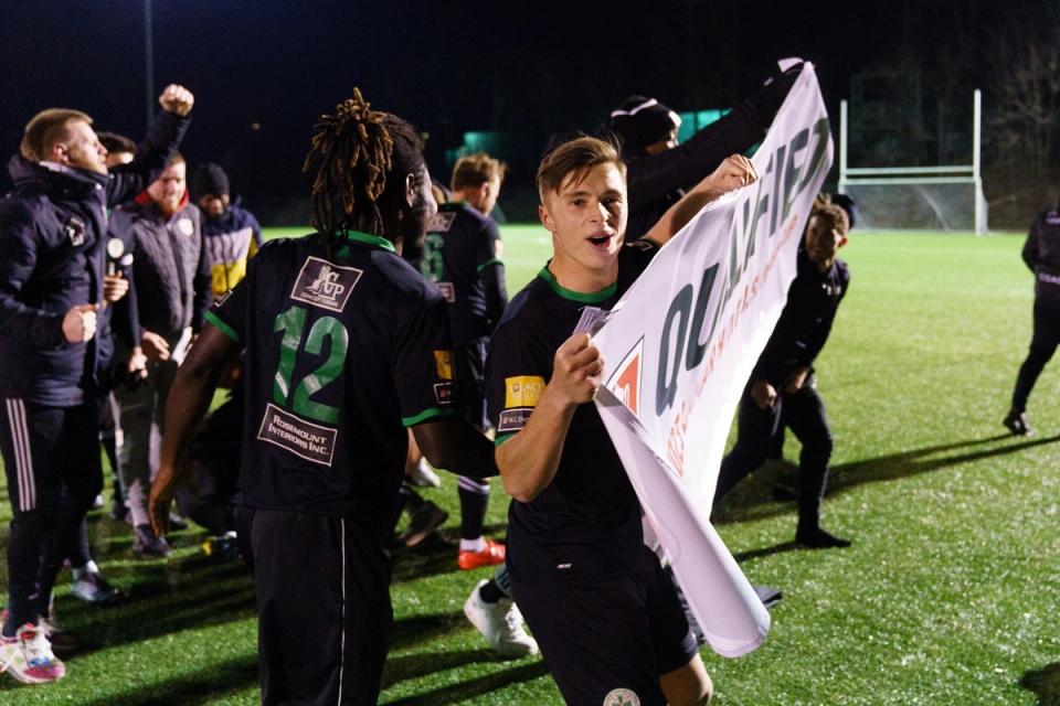 A player holds a qualified banner from the 2024 US Open Cup​​​​‌﻿‍﻿​‍​‍‌‍﻿﻿‌﻿​‍‌‍‍‌‌‍‌﻿‌‍‍‌‌‍﻿‍​‍​‍​﻿‍‍​‍​‍‌﻿​﻿‌‍​‌‌‍﻿‍‌‍‍‌‌﻿‌​‌﻿‍‌​‍﻿‍‌‍‍‌‌‍﻿﻿​‍​‍​‍﻿​​‍​‍‌‍‍​‌﻿​‍‌‍‌‌‌‍‌‍​‍​‍​﻿‍‍​‍​‍‌‍‍​‌﻿‌​‌﻿‌​‌﻿​​‌﻿​﻿​﻿‍‍​‍﻿﻿​‍﻿﻿‌﻿‌‌‌﻿​﻿‌﻿​﻿‌‍‌‍​‍﻿‍‌﻿​﻿‌‍​‌‌‍﻿‍‌‍‍‌‌﻿‌​‌﻿‍‌​‍﻿‍‌﻿​﻿‌﻿‌​‌﻿‌‌‌‍‌​‌‍‍‌‌‍﻿﻿​‍﻿﻿‌‍‍‌‌‍﻿‍‌﻿‌​‌‍‌‌‌‍﻿‍‌﻿‌​​‍﻿﻿‌‍‌‌‌‍‌​‌‍‍‌‌﻿‌​​‍﻿﻿‌‍﻿‌‌‍﻿﻿‌‍‌​‌‍‌‌​﻿﻿‌‌﻿​​‌﻿​‍‌‍‌‌‌﻿​﻿‌‍‌‌‌‍﻿‍‌﻿‌​‌‍​‌‌﻿‌​‌‍‍‌‌‍﻿﻿‌‍﻿‍​﻿‍﻿‌‍‍‌‌‍‌​​﻿﻿‌​﻿​‍‌‍‌‍‌‍‌‍​﻿​​​﻿​﻿‌‍​‌​﻿​​‌‍​﻿​‍﻿‌​﻿​﻿‌‍​‍​﻿‌‌​﻿‌‍​‍﻿‌​﻿‌​‌‍​‌​﻿​﻿​﻿​﻿​‍﻿‌‌‍​‍​﻿‍‌‌‍‌‍​﻿‍‌​‍﻿‌‌‍​‍​﻿‌‌​﻿‍‌​﻿‍‌​﻿​﻿‌‍‌​​﻿‌‍‌‍​‍‌‍​﻿‌‍‌‍​﻿‍​​﻿‍​​﻿‍﻿‌﻿‌​‌﻿‍‌‌﻿​​‌‍‌‌​﻿﻿‌‌﻿​﻿‌﻿‌​‌‍﻿﻿‌﻿​‍‌﻿‍‌​﻿‍﻿‌﻿​​‌‍​‌‌﻿‌​‌‍‍​​﻿﻿‌‌‍​﻿‌‍﻿﻿‌‍﻿‍‌﻿‌​‌‍‌‌‌‍﻿‍‌﻿‌​​‍‌‌​﻿‌‌‌​​‍‌‌﻿﻿‌‍‍﻿‌‍‌‌‌﻿‍‌​‍‌‌​﻿​﻿‌​‌​​‍‌‌​﻿​﻿‌​‌​​‍‌‌​﻿​‍​﻿​‍​﻿​‍‌‍​‍​﻿​​​﻿‌‌‌‍‌‍‌‍‌‌​﻿‌​​﻿​‍​﻿​‍‌‍​﻿​﻿‌‌​﻿​‌​‍‌‌​﻿​‍​﻿​‍​‍‌‌​﻿‌‌‌​‌​​‍﻿‍‌‍‍‌‌‍﻿‌‌‍​‌‌‍‌﻿‌‍‌‌‌​﻿‌‌‍﻿﻿‌‍​‍‌‍‍‌‌‍﻿​‌‍‌‌​‍﻿‍‌‍​‌‌‍﻿​‌﻿‌​​﻿﻿﻿‌‍​‍‌‍​‌‌﻿​﻿‌‍‌‌‌‌‌‌‌﻿​‍‌‍﻿​​﻿﻿‌‌‍‍​‌﻿‌​‌﻿‌​‌﻿​​‌﻿​﻿​‍‌‌​﻿​﻿‌​​‌​‍‌‌​﻿​‍‌​‌‍​‍‌‌​﻿​‍‌​‌‍‌﻿‌‌‌﻿​﻿‌﻿​﻿‌‍‌‍​‍﻿‍‌﻿​﻿‌‍​‌‌‍﻿‍‌‍‍‌‌﻿‌​‌﻿‍‌​‍﻿‍‌﻿​﻿‌﻿‌​‌﻿‌‌‌‍‌​‌‍‍‌‌‍﻿﻿​‍‌‍‌‍‍‌‌‍‌​​﻿﻿‌​﻿​‍‌‍‌‍‌‍‌‍​﻿​​​﻿​﻿‌‍​‌​﻿​​‌‍​﻿​‍﻿‌​﻿​﻿‌‍​‍​﻿‌‌​﻿‌‍​‍﻿‌​﻿‌​‌‍​‌​﻿​﻿​﻿​﻿​‍﻿‌‌‍​‍​﻿‍‌‌‍‌‍​﻿‍‌​‍﻿‌‌‍​‍​﻿‌‌​﻿‍‌​﻿‍‌​﻿​﻿‌‍‌​​﻿‌‍‌‍​‍‌‍​﻿‌‍‌‍​﻿‍​​﻿‍​​‍‌‍‌﻿‌​‌﻿‍‌‌﻿​​‌‍‌‌​﻿﻿‌‌﻿​﻿‌﻿‌​‌‍﻿﻿‌﻿​‍‌﻿‍‌​‍‌‍‌﻿​​‌‍​‌‌﻿‌​‌‍‍​​﻿﻿‌‌‍​﻿‌‍﻿﻿‌‍﻿‍‌﻿‌​‌‍‌‌‌‍﻿‍‌﻿‌​​‍‌‌​﻿‌‌‌​​‍‌‌﻿﻿‌‍‍﻿‌‍‌‌‌﻿‍‌​‍‌‌​﻿​﻿‌​‌​​‍‌‌​﻿​﻿‌​‌​​‍‌‌​﻿​‍​﻿​‍​﻿​‍‌‍​‍​﻿​​​﻿‌‌‌‍‌‍‌‍‌‌​﻿‌​​﻿​‍​﻿​‍‌‍​﻿​﻿‌‌​﻿​‌​‍‌‌​﻿​‍​﻿​‍​‍‌‌​﻿‌‌‌​‌​​‍﻿‍‌‍‍‌‌‍﻿‌‌‍​‌‌‍‌﻿‌‍‌‌‌​﻿‌‌‍﻿﻿‌‍​‍‌‍‍‌‌‍﻿​‌‍‌‌​‍﻿‍‌‍​‌‌‍﻿​‌﻿‌​​‍​‍‌﻿﻿‌