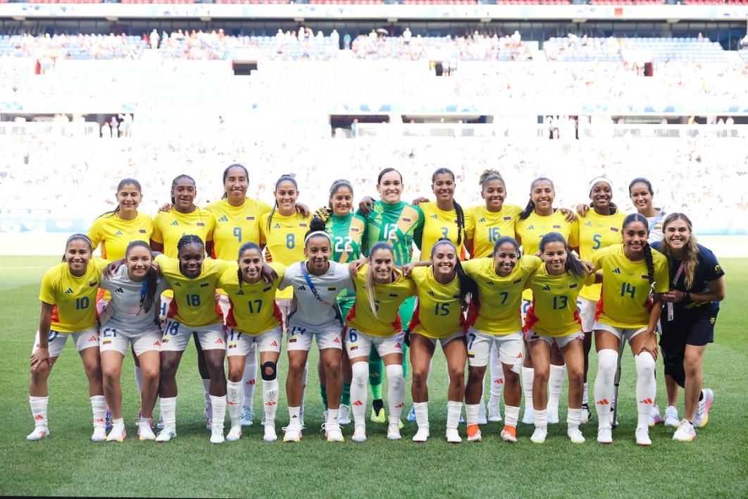 A team photo of the Colombia Women's National Team