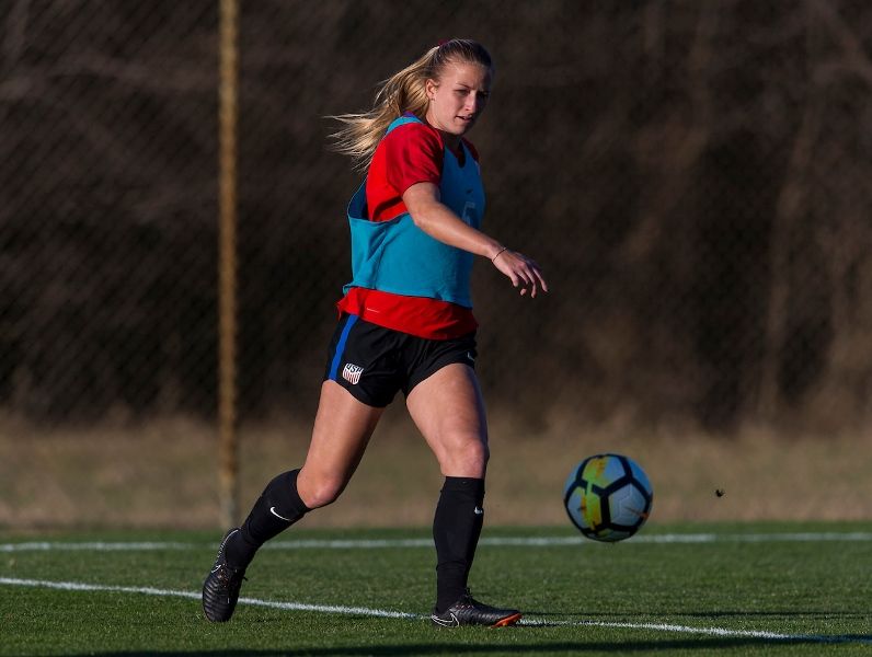 U.S. WNT - Hailie Mace