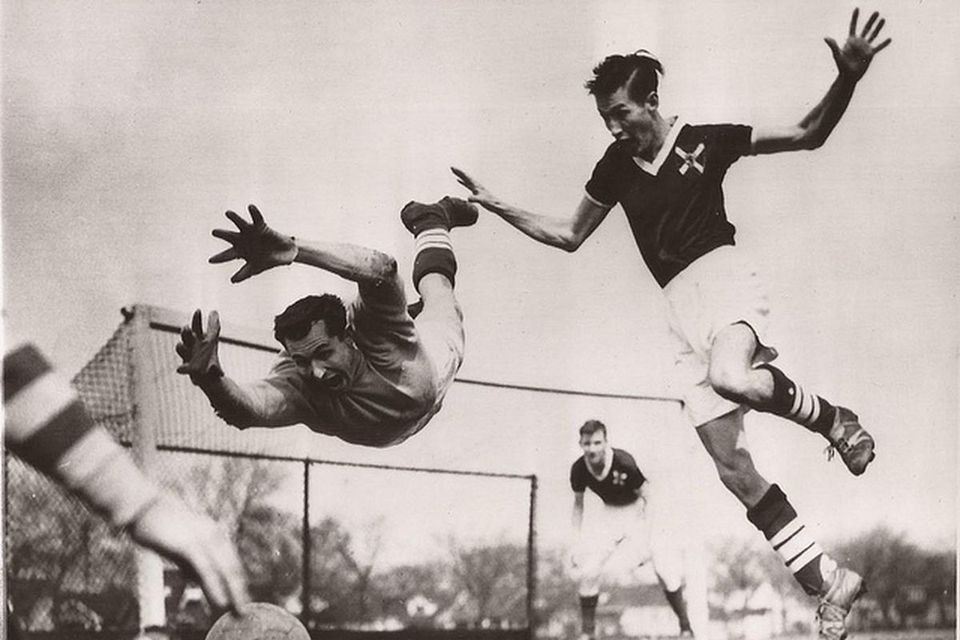 The LA Scots – seen in this gloriously staged photo – were early heroes of the City’s soccer 