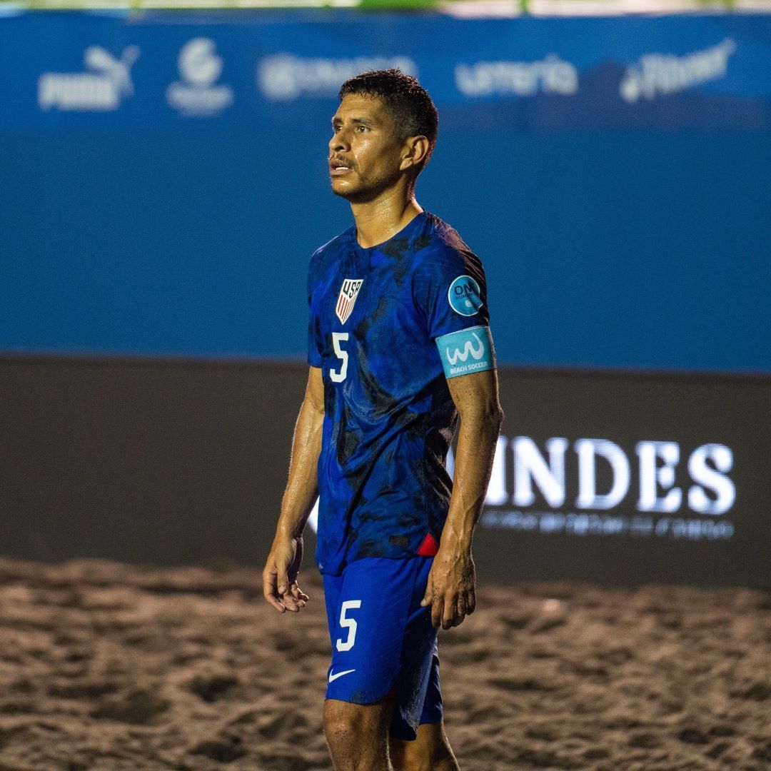 Nico Perea’s Last Second Goal Helps Beach MNT to 5-4 Victory against El Salvador