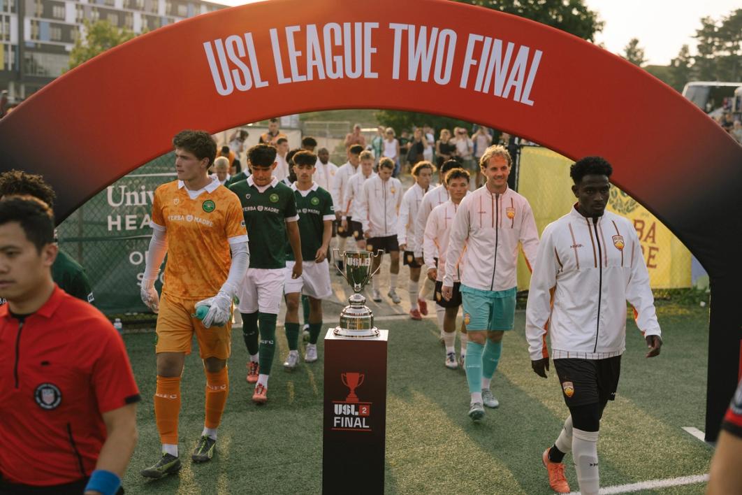 Vermont Green FC, Ballard FC taking the field at the 2025 USL League Two Final | Image Credit: Patrick McCormack