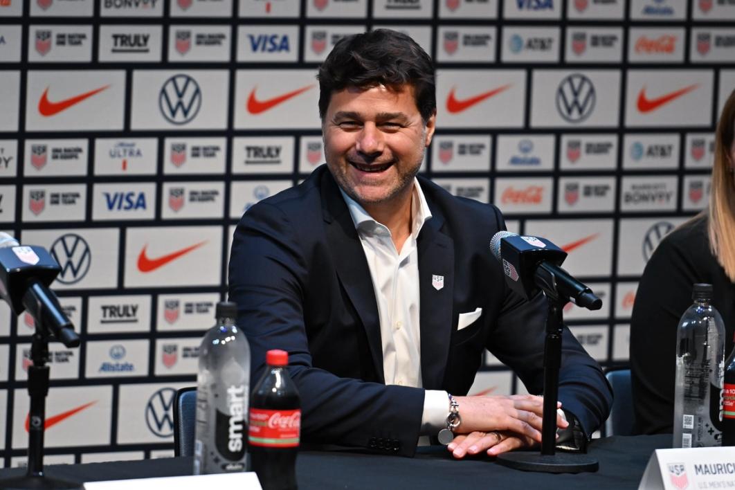 Mauricio Pochettino behind the microphone for his introductory press conference as USMNT Head Coach