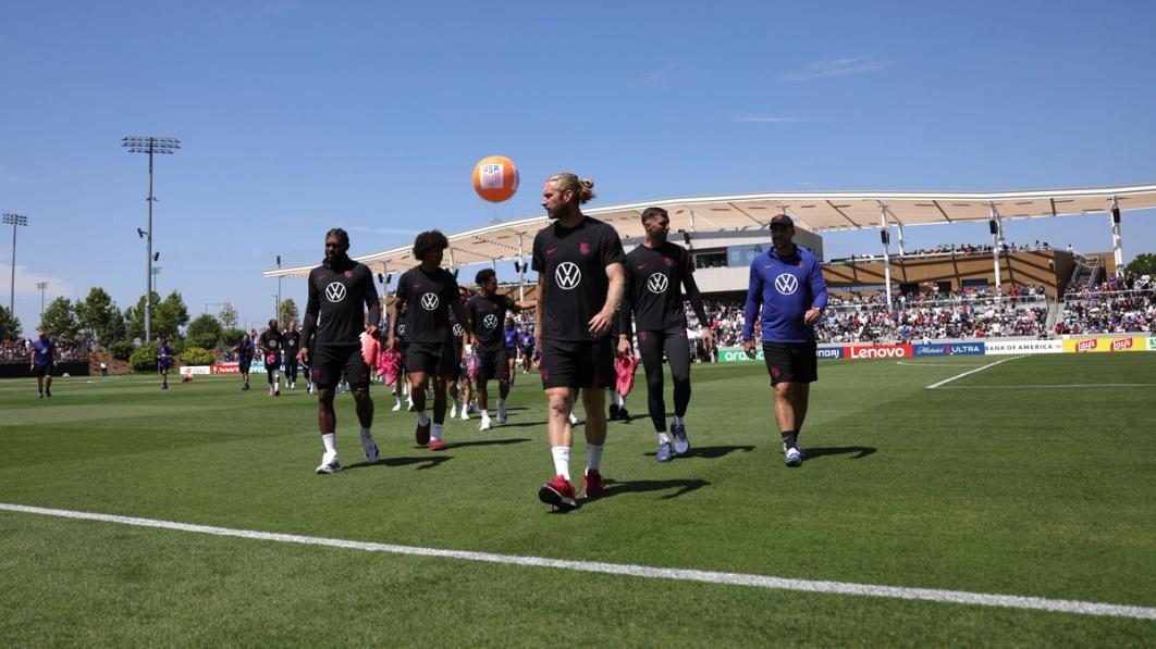 Tim Ream leads the USMNT at Great Park Sports Complex in Irvine, Calif.