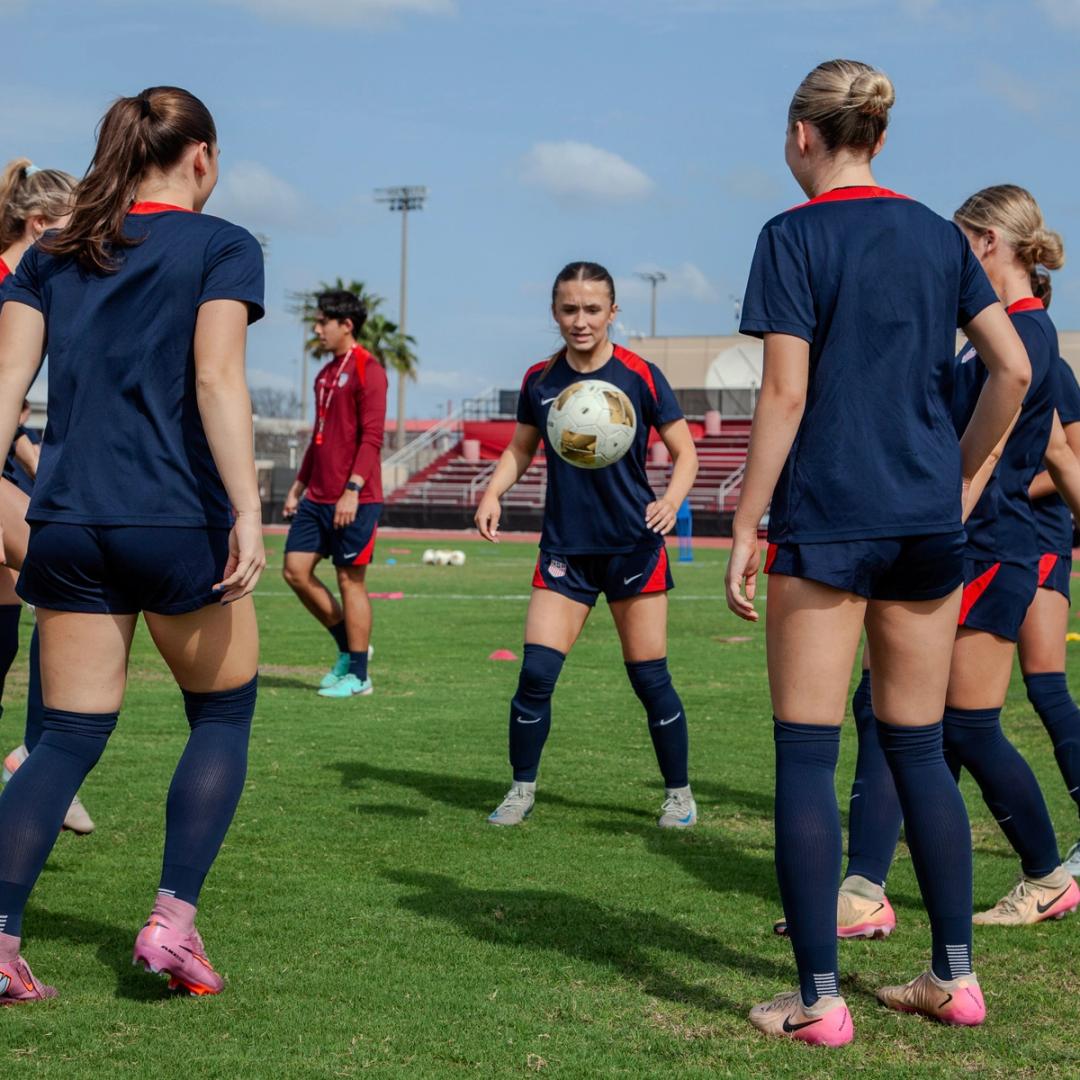 U.S. U-17 WNT Kicks Off World Cup Qualifying in Costa Rica