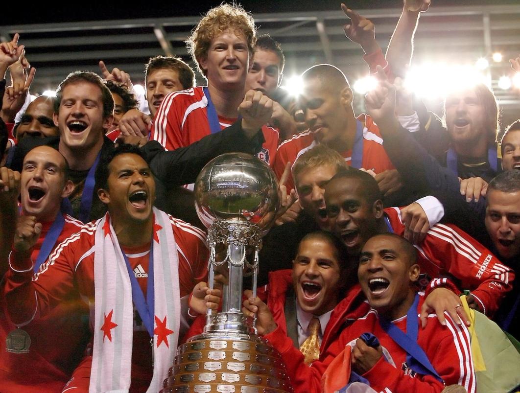 The Chicago Fire with the Dewar Cup (the original U.S. Open Cup Trophy) in 2006