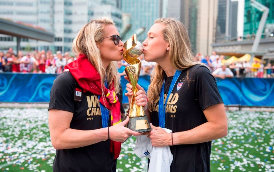 Ashlyn Harris, Whitney Engen