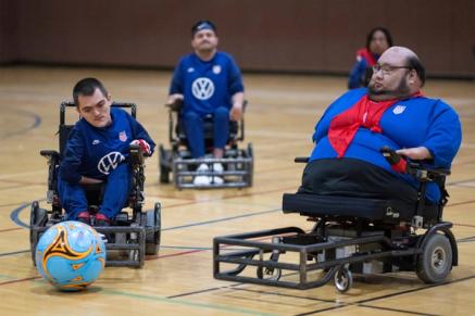 Power National Team players on the court during a training session