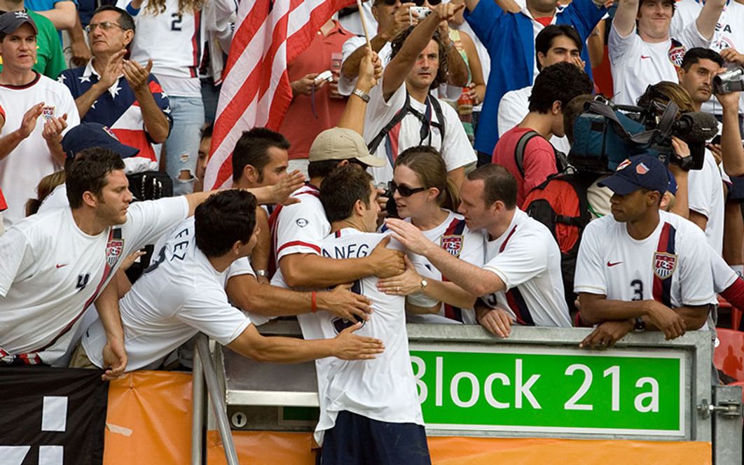 U.S. MNT - Carlos Bocanegra