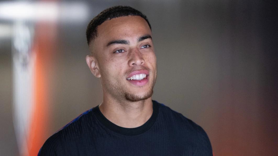 Sergiño Dest Answers 26 Questions