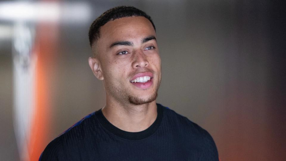 Sergiño Dest Answers 26 Questions
