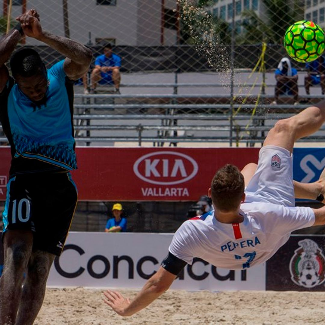 USA Defeats Bahamas to Go Undefeated in Group Play at 2019 Concacaf Beach Soccer Championship