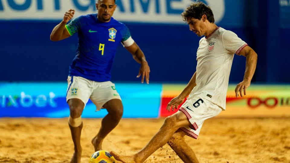 Beach MNT Plays Valiantly In 8-6 Defeat To World Cup Champs Brazil