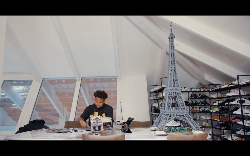 Weston McKennie building Legos in Italy in the new HBO Documentary