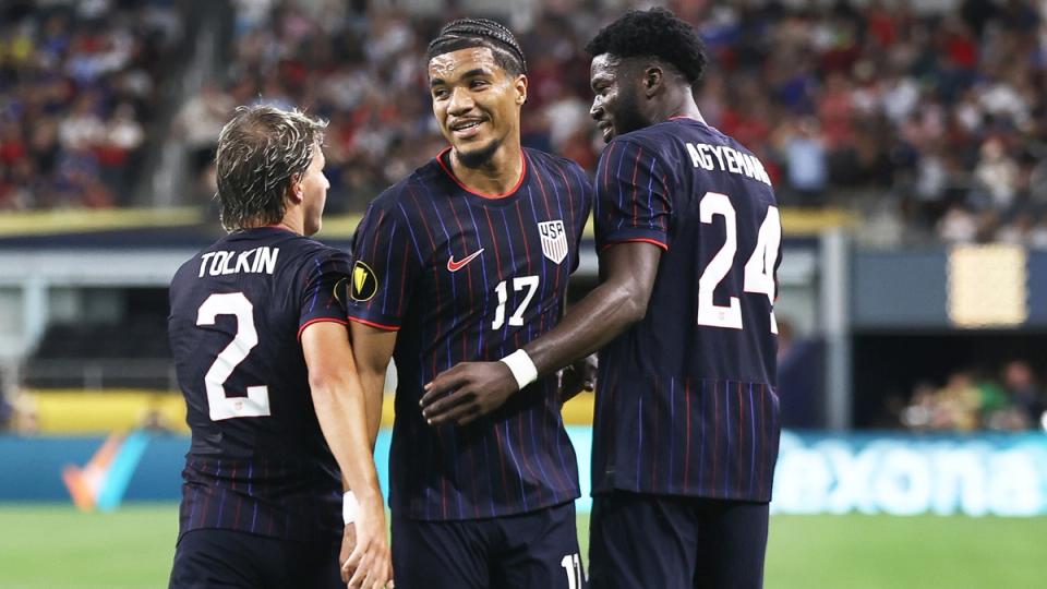 John Tolkin, Malik Tillman and Patrick Agyemang celebrating