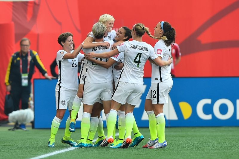 Megan Rapinoe, Megan Klingenberg, Abby Wambach, Becky Sauerbrunn, Lauren Holiday, Carli Lloyd