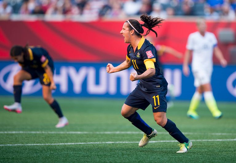 Lisa De Vanna celebrates in a 2015 Women's World Cup match against the U.S.
