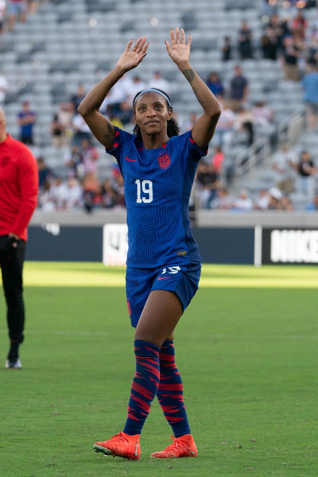 Crystal Dunn waves